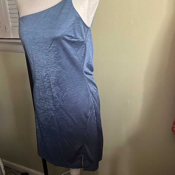 South Moon Under One Shoulder Back Cowl Detail Mini Dress - Picture 14 of 17